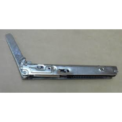 Петля двери духовки Beko 210440167